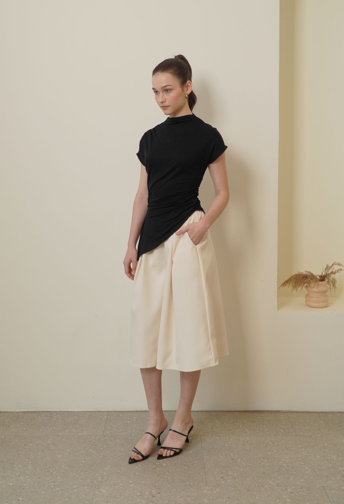 Juno Top Black