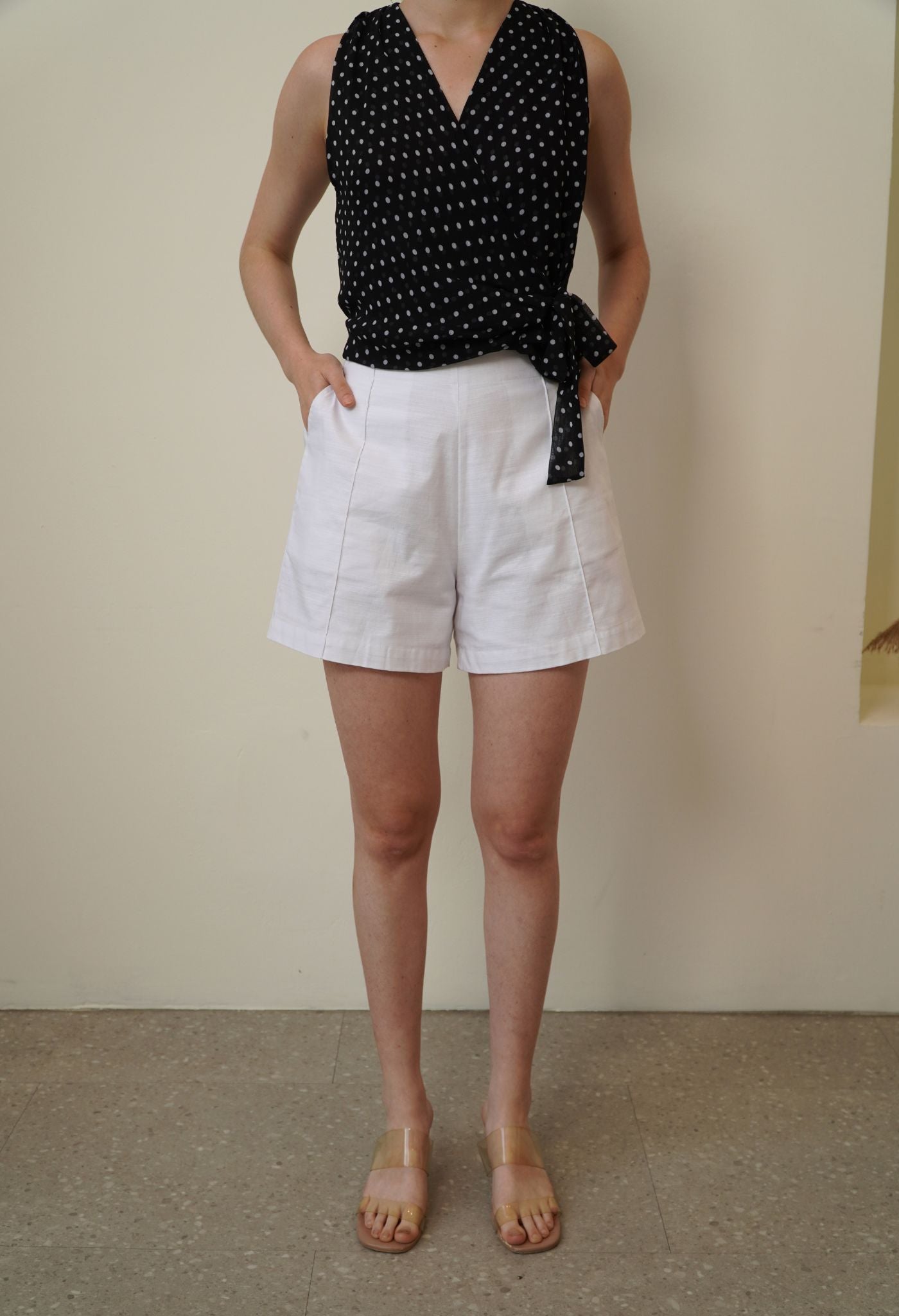 Raelle Shorts White
