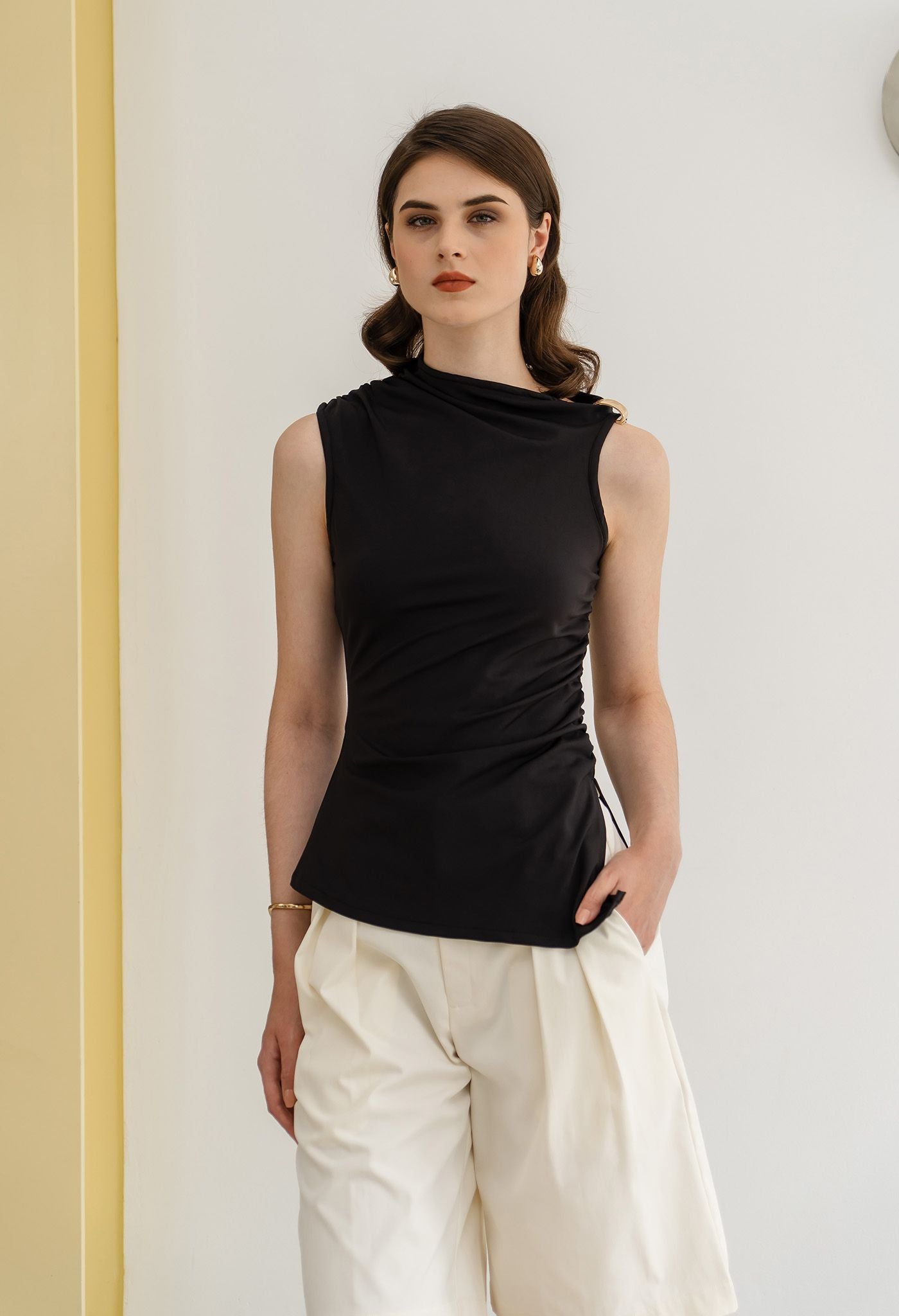 Jade Top black