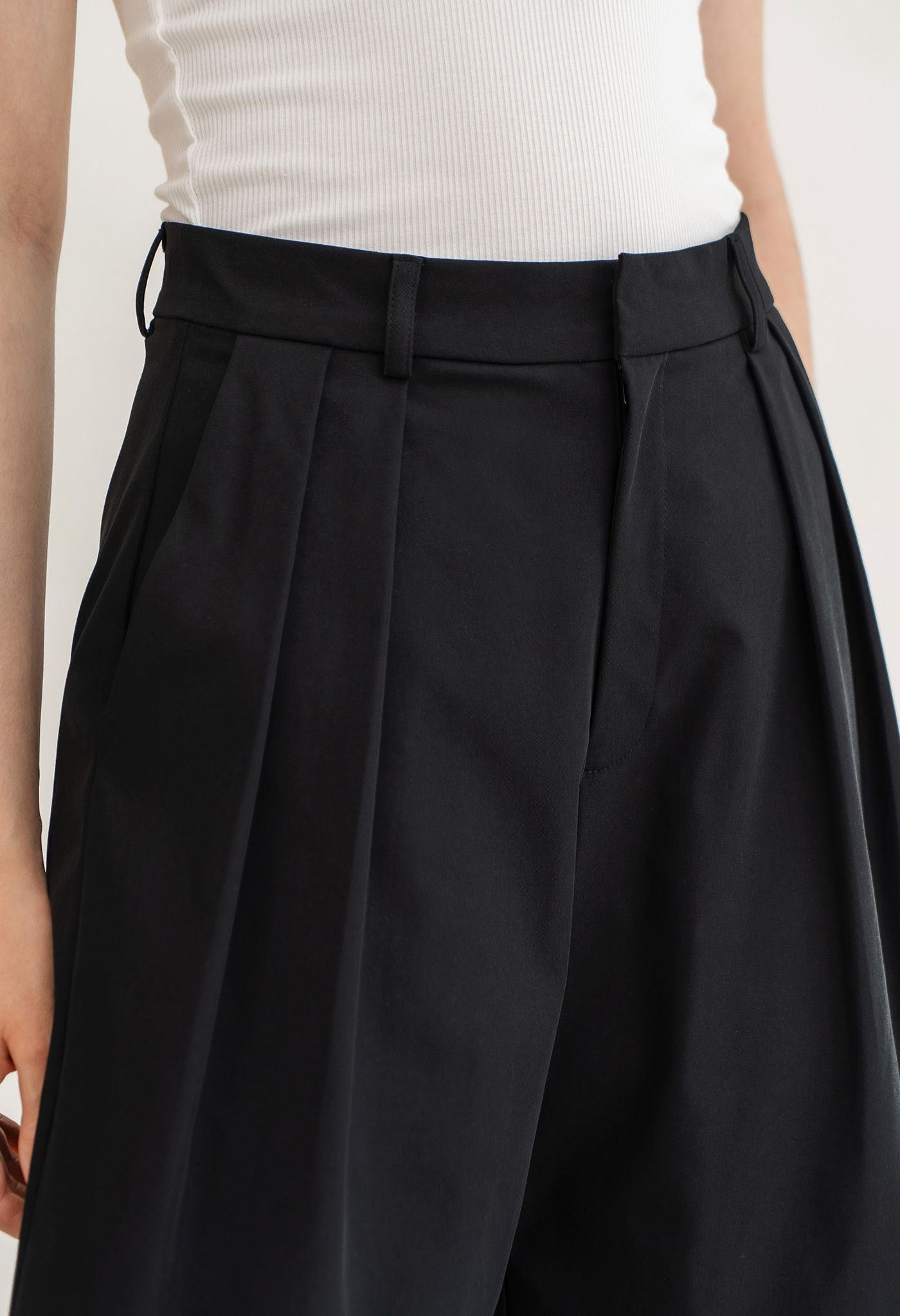 Otto Bermuda Pants Black