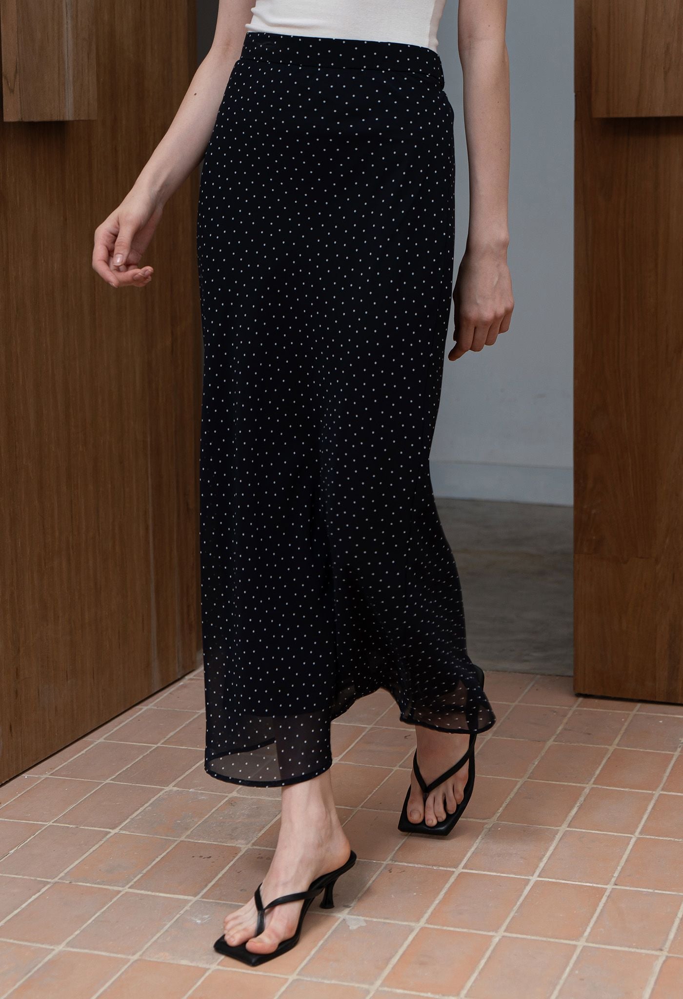 Maris Skirt in Dark Navy