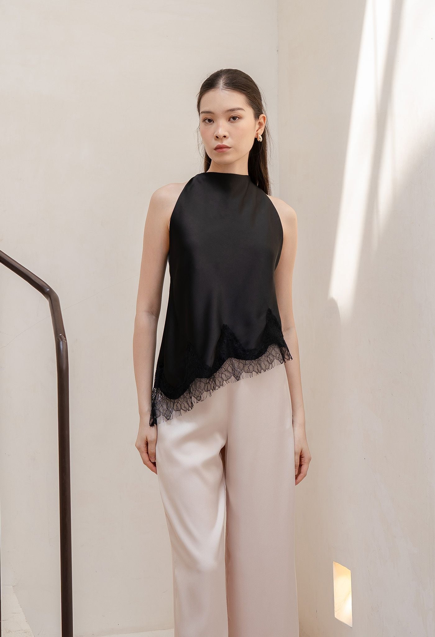 Anya Top Black