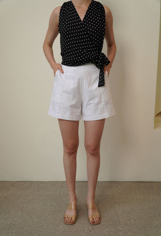 Raelle Shorts White