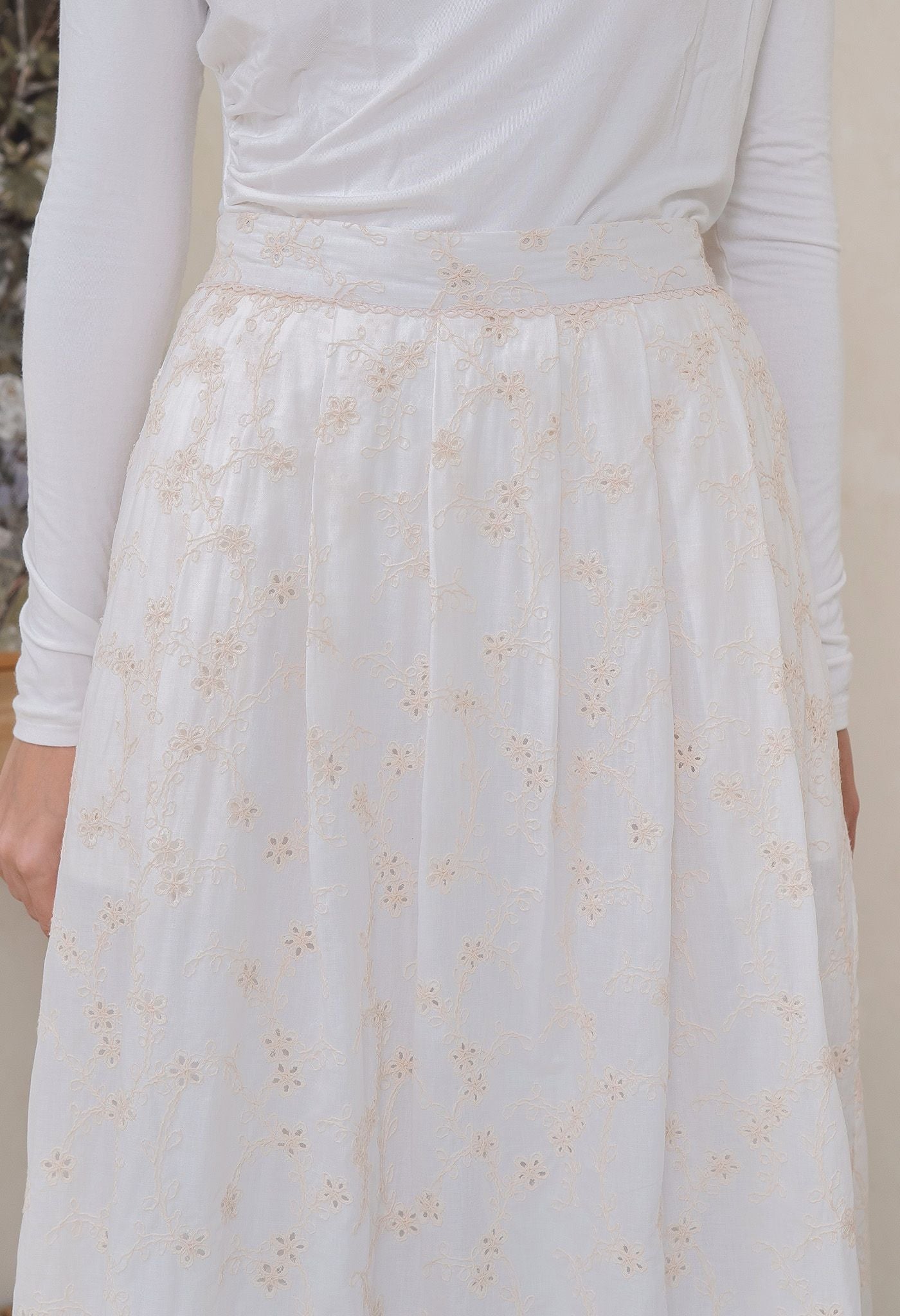 Posie Skirt White