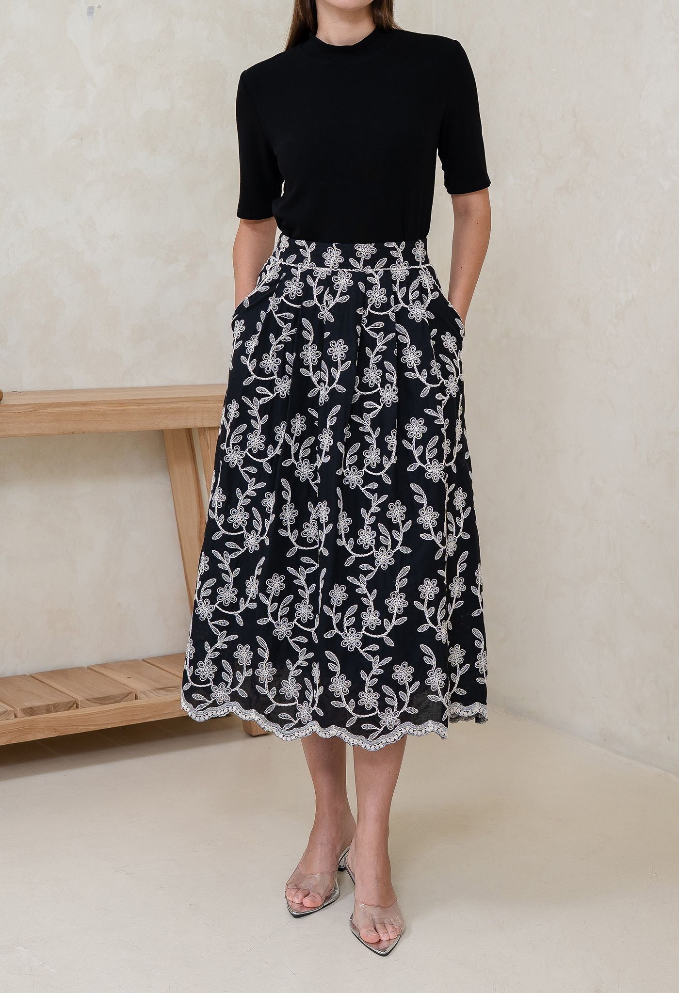 Posie Skirt Black
