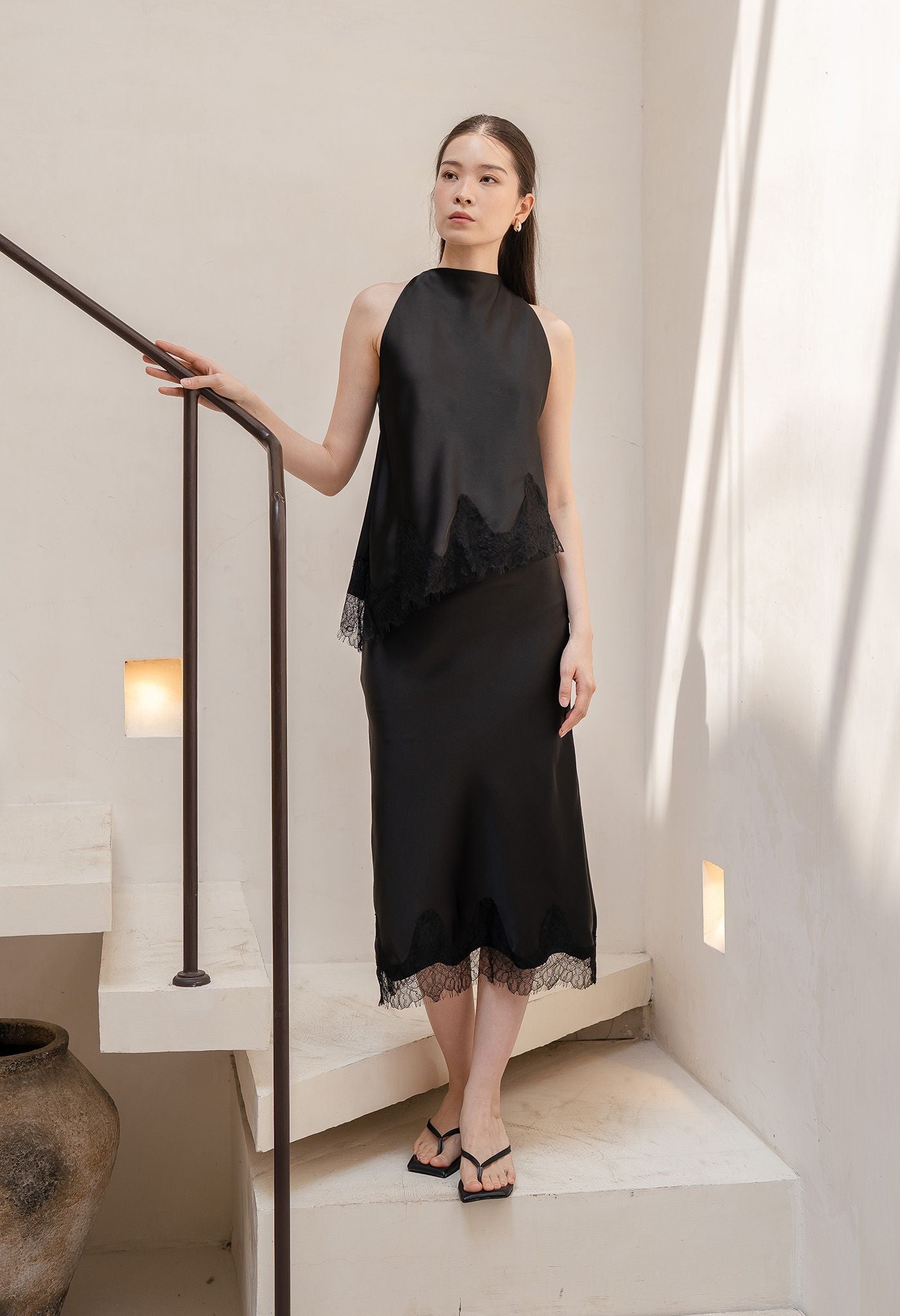 Anya Top Black