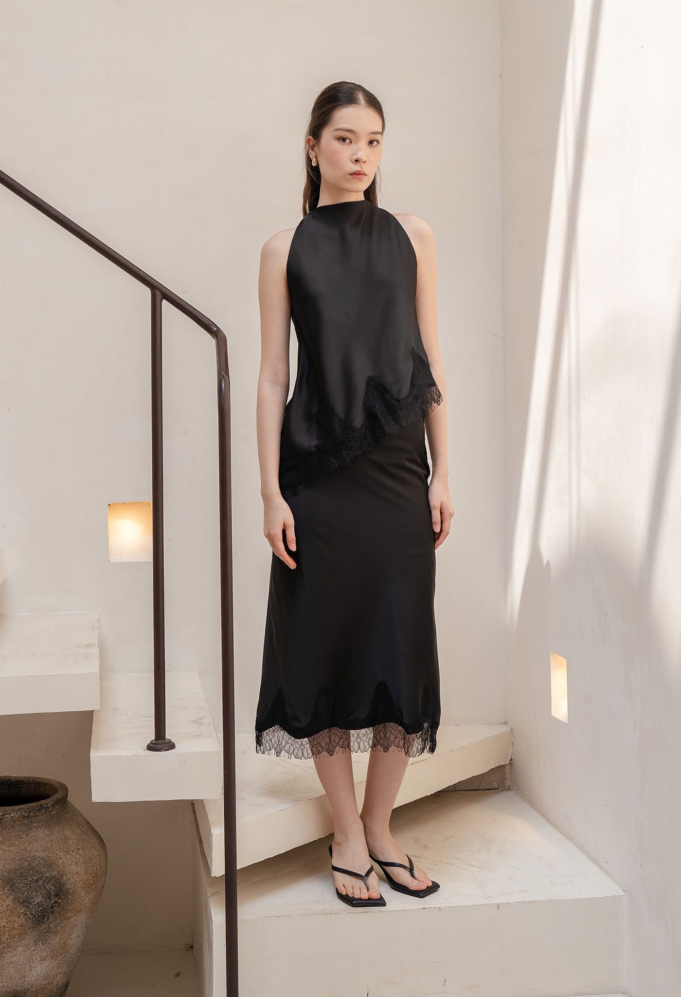 Anya Top Black
