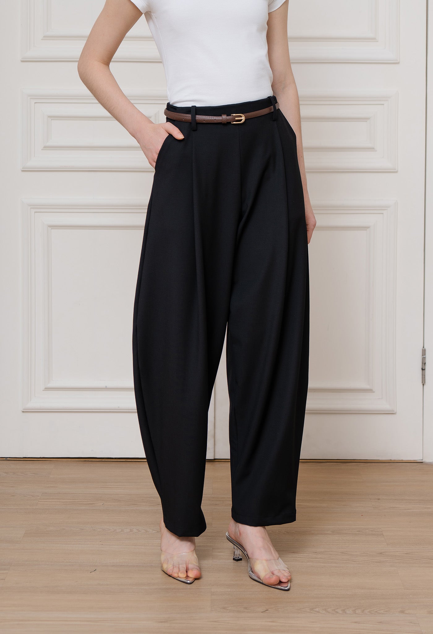 Vesper Barrel Pants Black